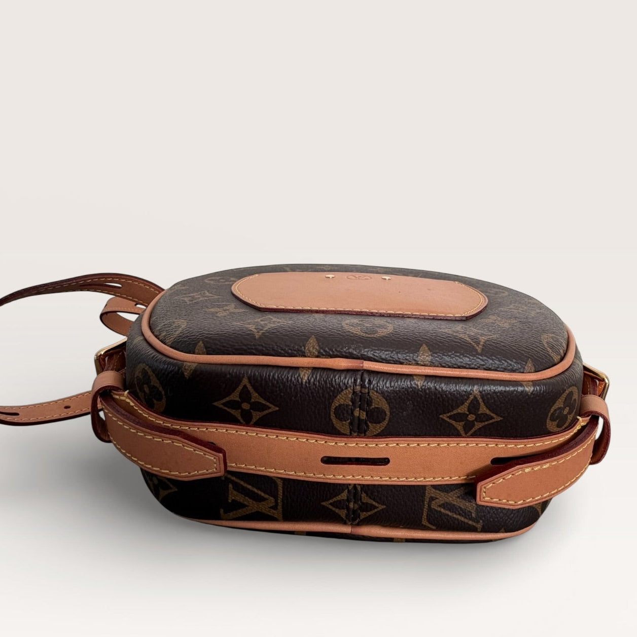 Louis Vuitton Boite Chapeau Souple PM Monogram Canvas Round Crossbody Bag