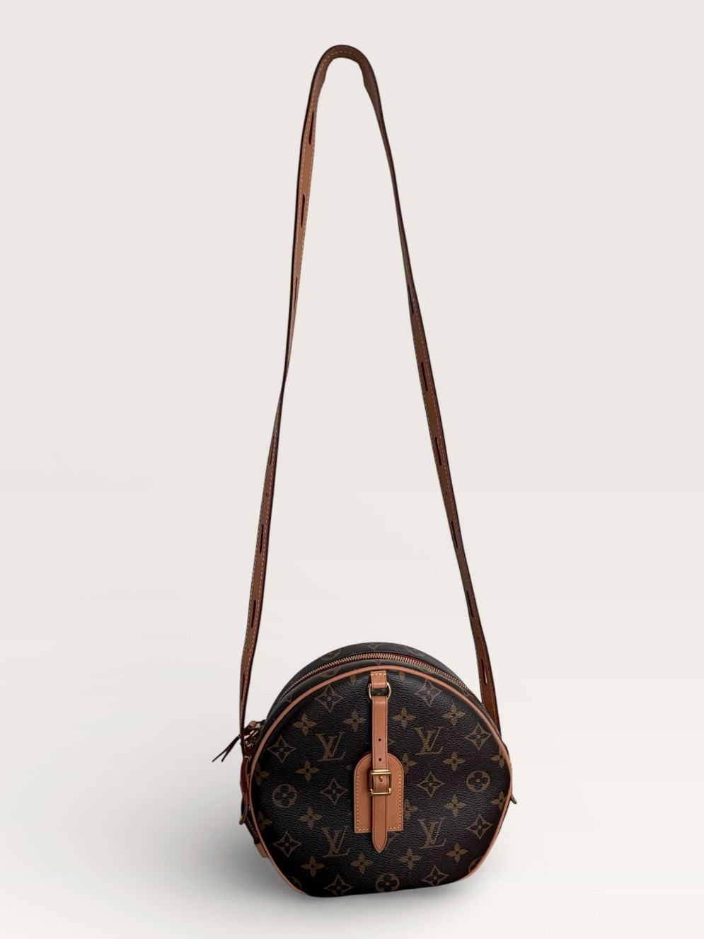 Louis Vuitton Boite Chapeau Souple PM Monogram Canvas Round Crossbody Bag