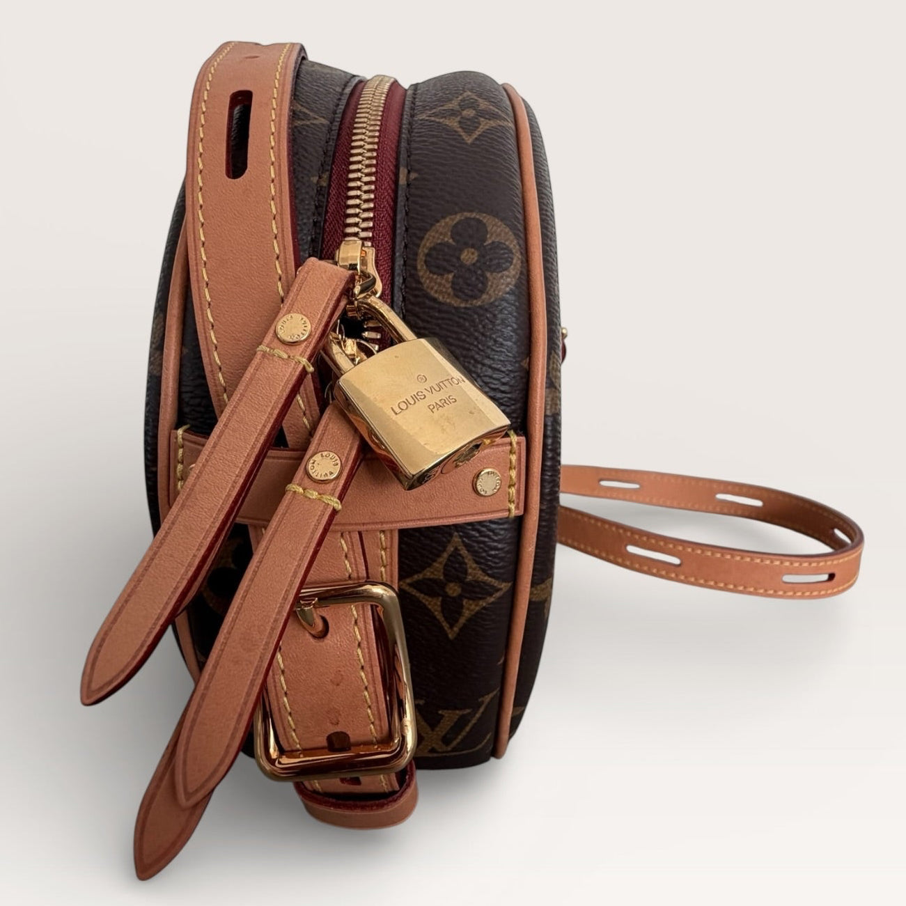 Louis Vuitton Boite Chapeau Souple PM Monogram Canvas Round Crossbody Bag