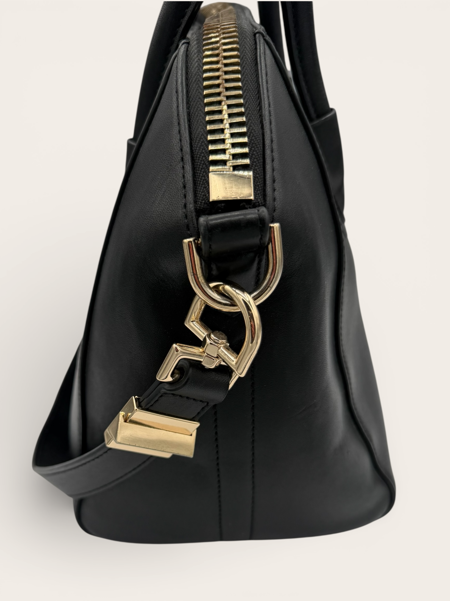 Givenchy Small Antigona Bag in Black Leather