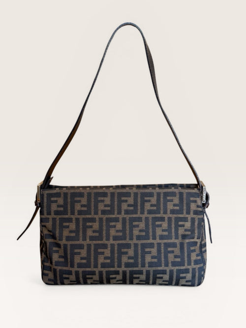 Vintager Fendi baguette FF view of the back