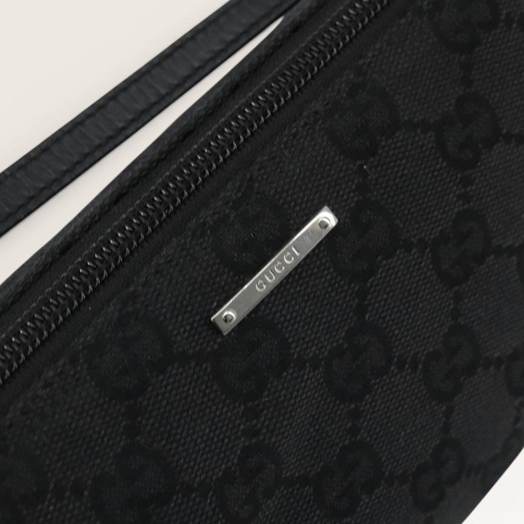 Gucci GG Canvas Boat Pochette Black Mini Shoulder Bag Y2K Vintage