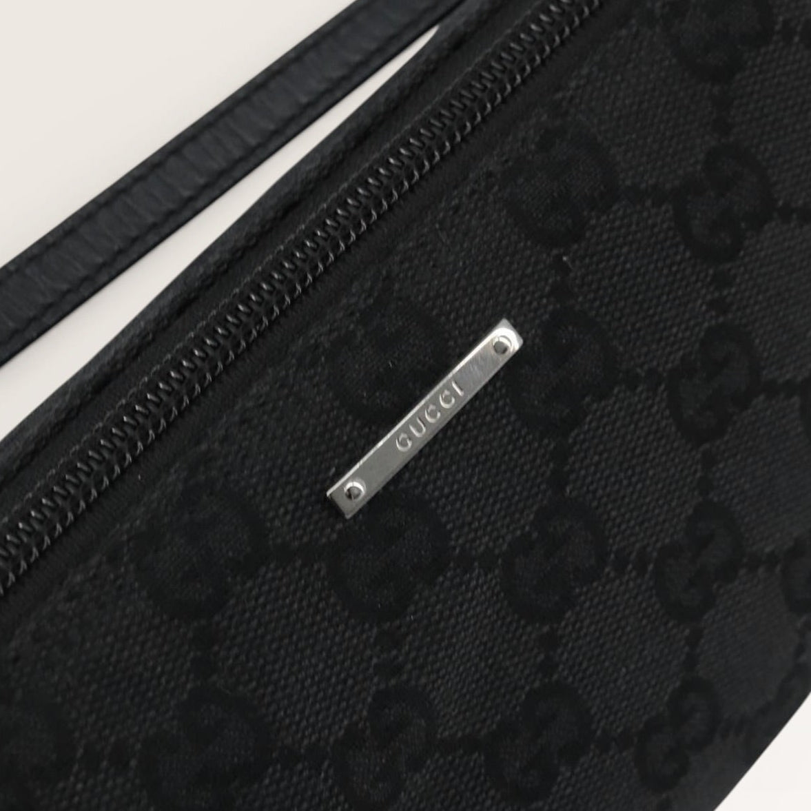 Gucci GG Canvas Boat Pochette Black Mini Shoulder Bag Y2K Vintage